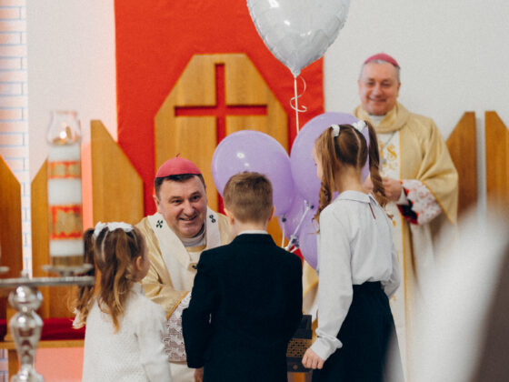 25. rocznica poświęcenia kościoła św. Antoniego z Padwy w Słucku na Białorusi, Fot.: Wiktor Wiedzień