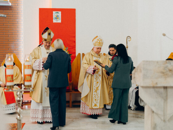 25. rocznica poświęcenia kościoła św. Antoniego z Padwy w Słucku na Białorusi, Fot.: Wiktor Wiedzień