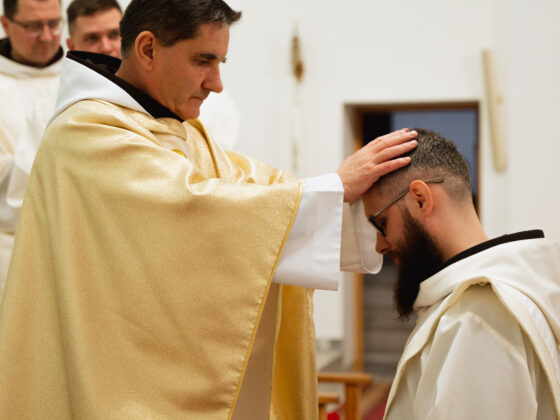 Święcenia prezbiteratu br. Aleksandra Leszczanki OFM, Słuck 7 listopada 2025 r., Fot.: Svetlana Labkovich