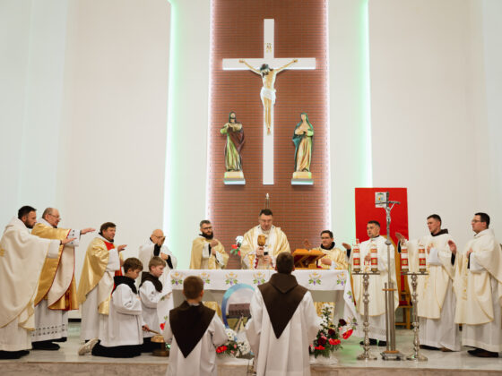 Święcenia prezbiteratu br. Aleksandra Leszczanki OFM, Słuck 7 listopada 2025 r., Fot.: Svetlana Labkovich