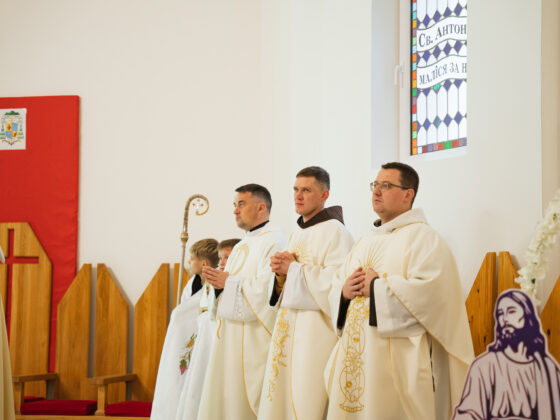 Święcenia prezbiteratu br. Aleksandra Leszczanki OFM, Słuck 7 listopada 2025 r., Fot.: Svetlana Labkovich